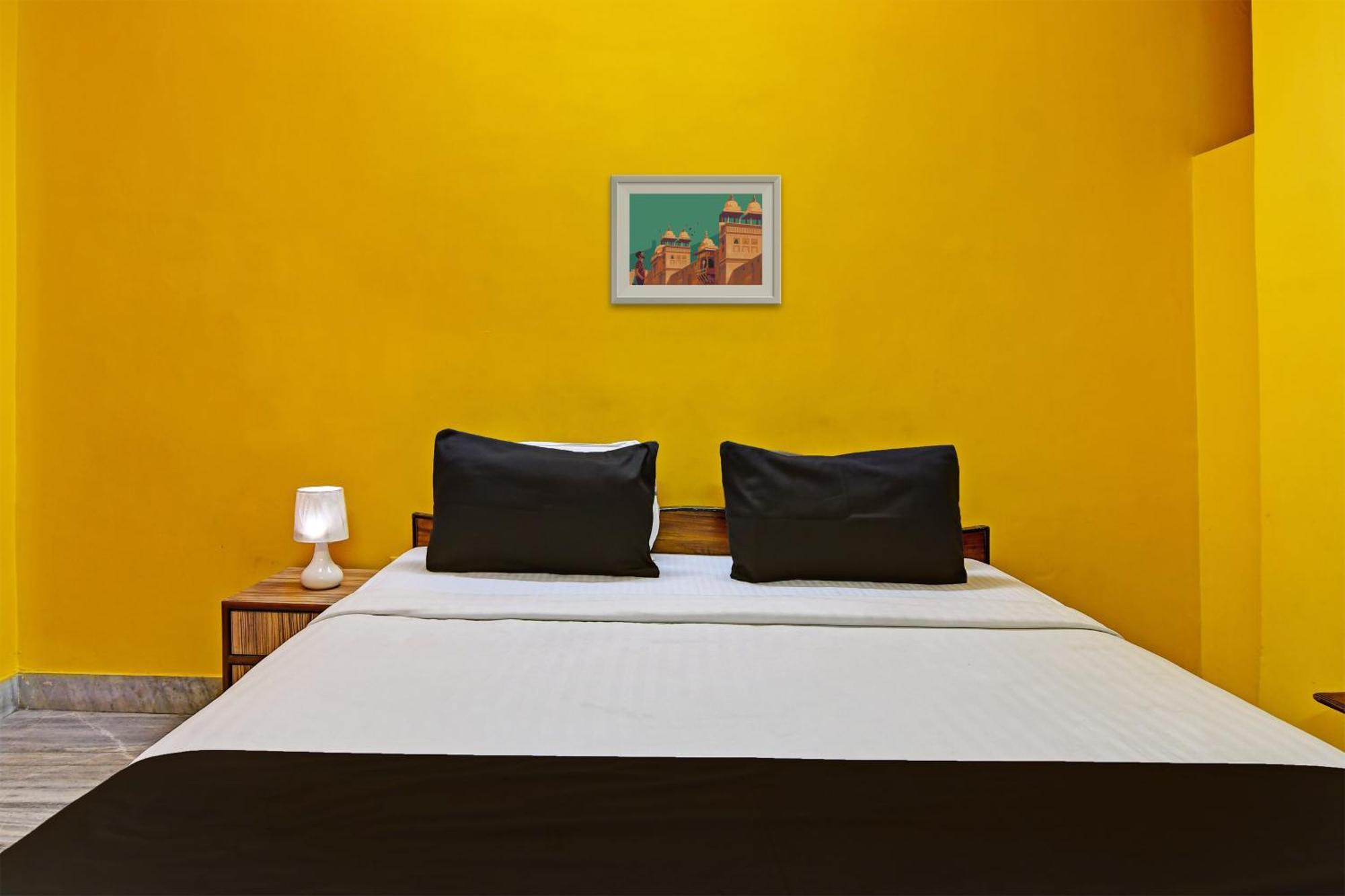 Hotel O Red Rose Near Noapara Metro Station Calcutta Extérieur photo